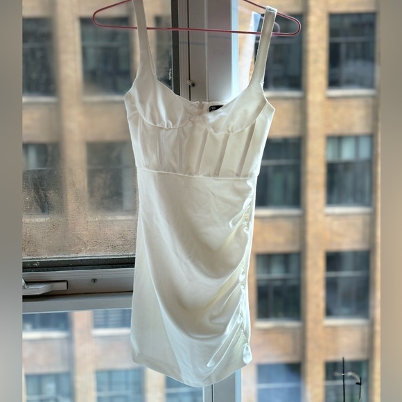 SOLD Zara white corset dress - Picture 2 of 5